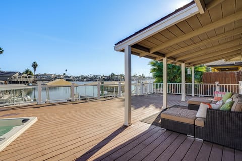 Discovery Bay Vacation Rental | 3BR | 2BA | 1,692 Sq Ft | 2 Steps Required