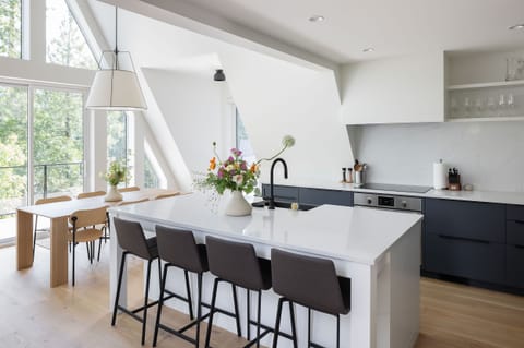 Kitchen & Dining Room