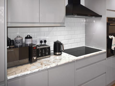 Kitchen | Cliffside Cottage, Exeter