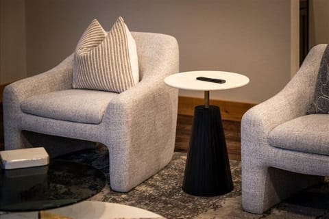 Lookout Lodge's cozy living area