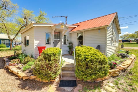 Dove Creek Vacation Rental | 1BR | 1BA | Steps Required | 800 Sq Ft