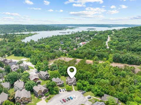 This home is located just a 1/4 mile from Table Rock Lake and only 10 minutes to downtown Branson!