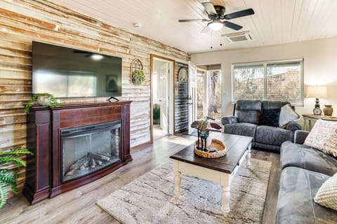 Lakeport Vacation Rental | 3BR | 2BA | 1,500 Sq Ft | 3 Steps to Access