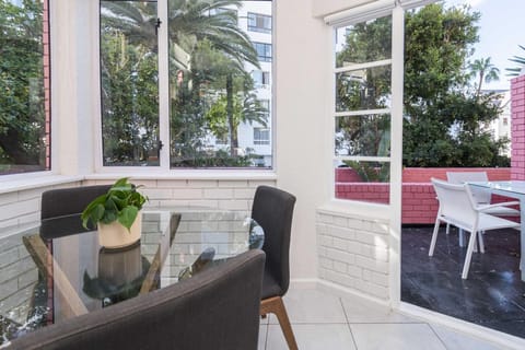 2 Bedroom Kiandra Sea Point Apartment Near Beach (33349)