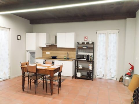 Dining Room, Kitchen