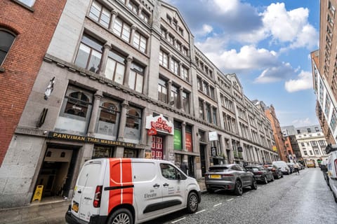 Apartment 7 Stanley Street, Liverpool - Host & Stay