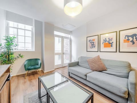 Apartment 2 Stanley Street, Liverpool - Host & Stay