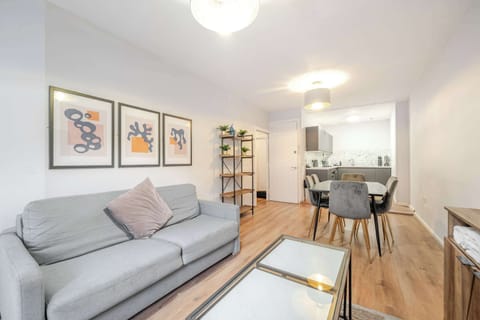 Apartment 2 Stanley Street, Liverpool - Host & Stay