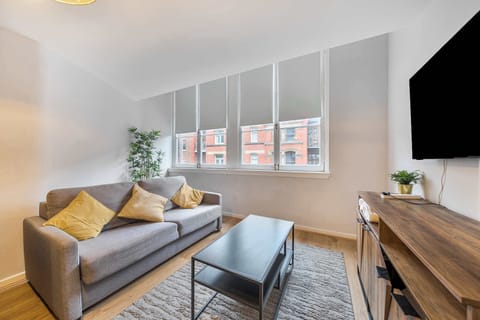 Apartment 4 Stanley Street, Liverpool - Host & Stay