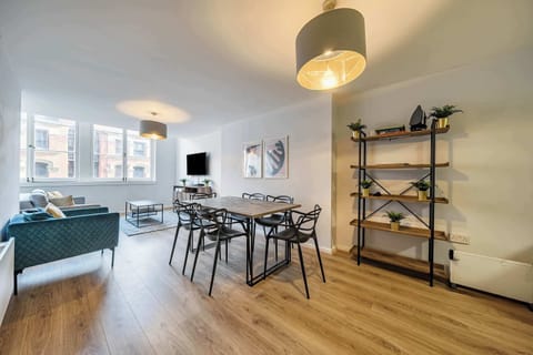 Apartment 5 Stanley Street, Liverpool - Host & Stay