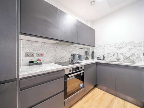 Apartment 3 Stanley Street, Liverpool - Host & Stay