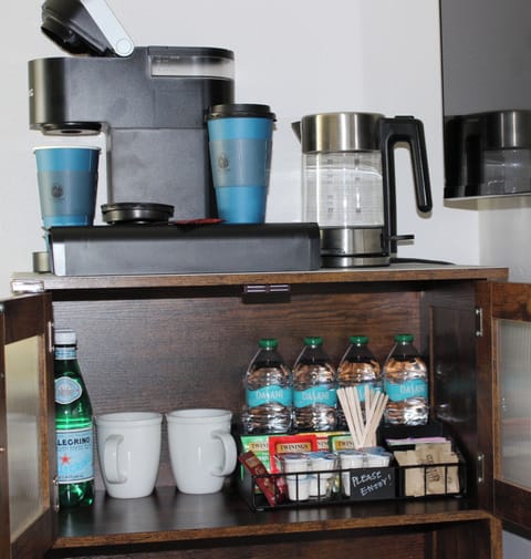 Coffee/tea station. Complimentary coffee, tea, creamer, sugar, and sweeteners.