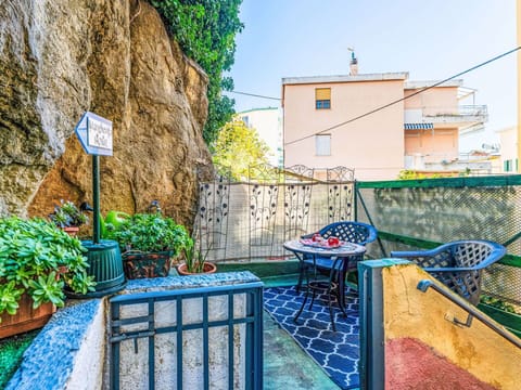 Apartment, Balcony, Hotel, Shade, Condominium, Resort, Resort Town, Seaside Resort, Caribbean