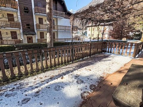 Winter, Snow, Fence, Freezing, Handrail, Baluster, Home Fencing, Balcony