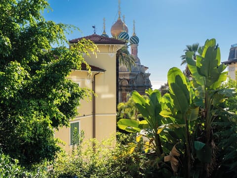 Wood, Sea, Ocean, Coastal And Oceanic Landforms, Coast, Shore, Resort, Balcony, Hardwood, Shade
