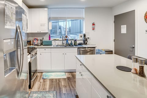 Kitchen | 3rd Floor | Cooking Basics | Drip Coffee Maker | Toaster | Microwave