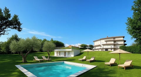 Swimming Pool, Garden, Land Lot, Lawn, Shade, Resort, Estate, Landscaping, Yard, Outdoor Furniture