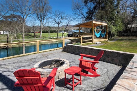 Fire Pit and Deck overlooking the Little River