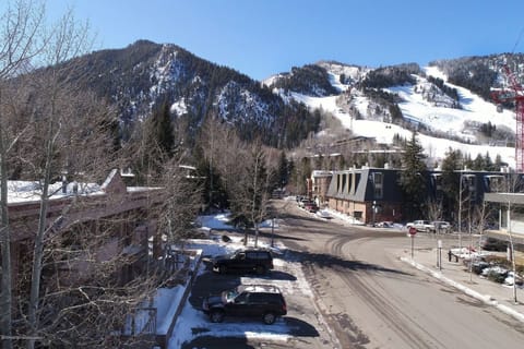 Downtown Aspen, Walk to Everything