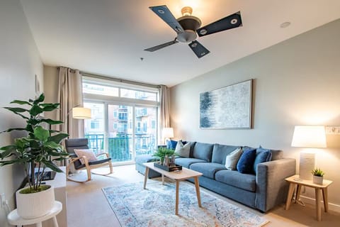 Bright living room 