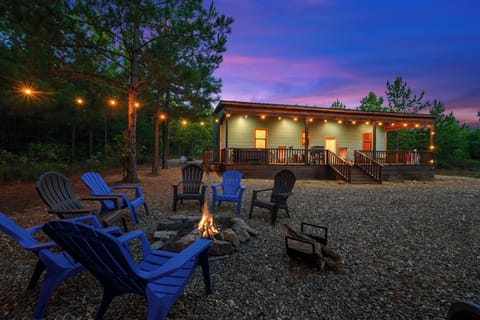 Broken Bow Vacation Rental | 3BR | 2BA | 1,500 Sq Ft | 3 Steps to Enter