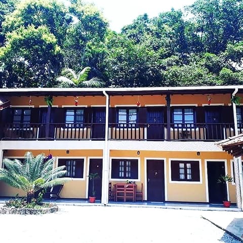 Suíte localizada na Pousada Rio Bonito de Paraty, perto do rio Pereque-Açu