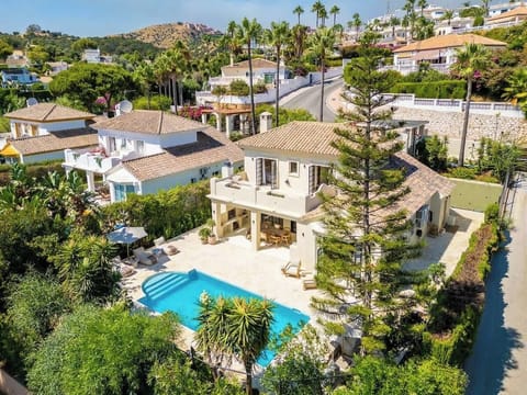 Stunning photo of the villa and surrounding area