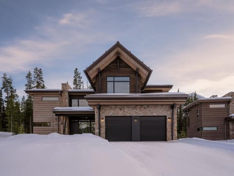 Garage, Indoors, Tree, Architecture, Building