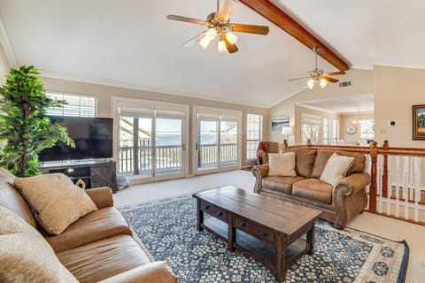 Pottsboro Vacation Rental | 3BR | 2BA | 2,022 Sq Ft