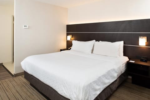 Bedroom. Interior and views may vary based on location and availability.