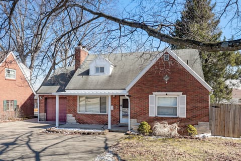 Dayton Vacation Rental | 1BR | 1BA | 650 Sq Ft | 2 Steps to Enter