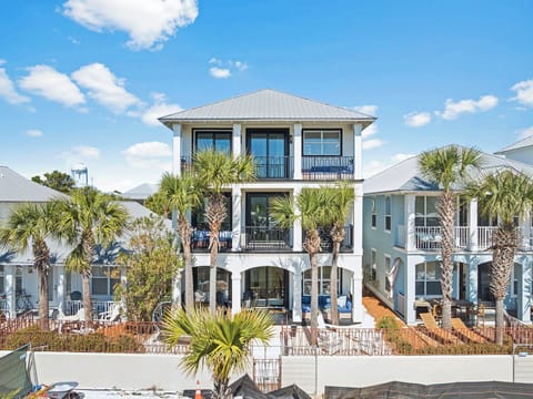 Huge showstopper home located next to HUGE 12,000 sqft community pool!