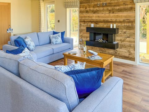 Open plan living space | Lodge 2 - Bolingey Lakes, Perranporth