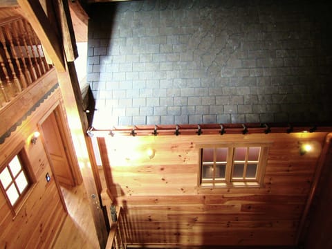 Entrance / Reception