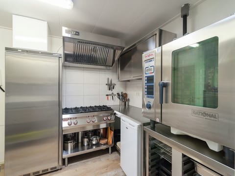 Microwave, dishwasher, highchair