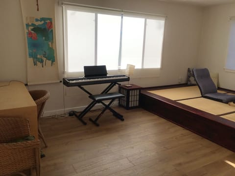 Piano in Tatami room