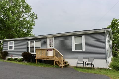 43330 Seaway Ave, Alexandria Bay, NY 13607, Front View, Newly Renovated in 2019.