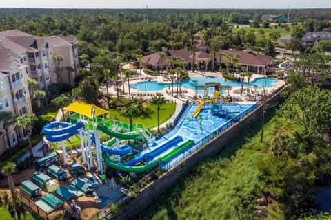 Free water park during your entire stay