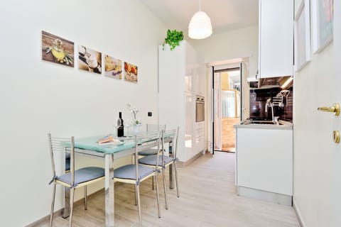 Kitchen with exit to the rear terrace