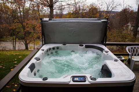 Private hot tub on back deck