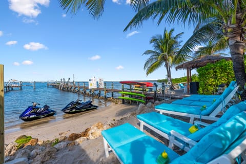 Private beach, sun loungers, beach umbrellas, beach towels