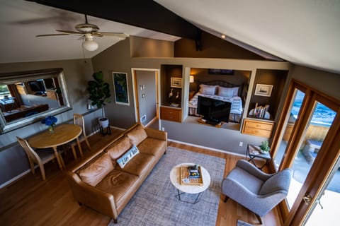 Welcome to Olympic View Cottage!    