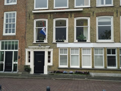 Frontview main entrance