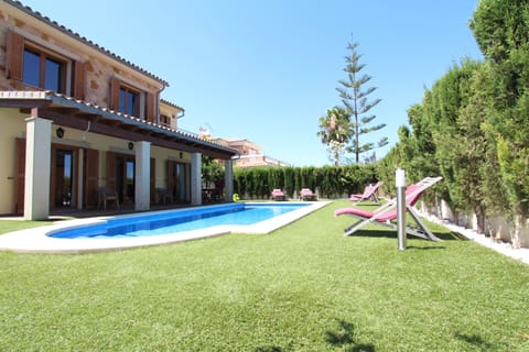 Full villa with swimming pool areas.