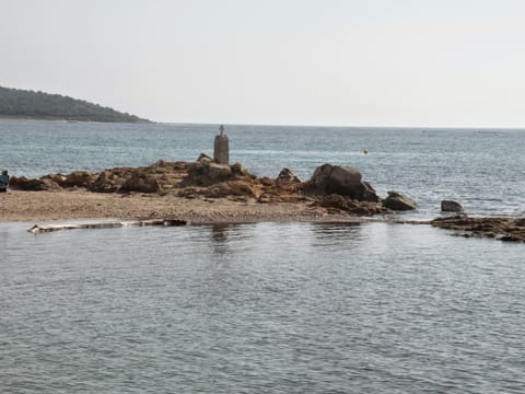 Beach nearby, sun loungers