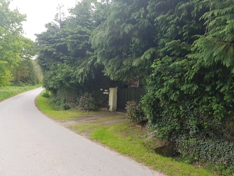 Entrance to Les Vignes