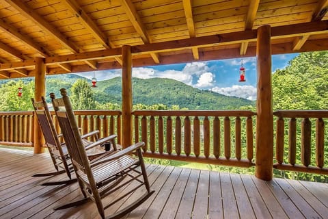 Enjoy a cup of coffee in the morning with a fantastic mountain view on the deck.