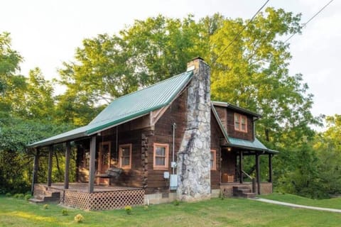 The Cabin in Summer (2)