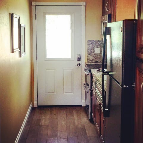 Enjoy cooking in our full kitchen - double oven and microwave.