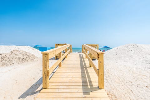 Beach nearby, beach towels